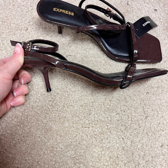 brown tiny heel! - Picture 3 of 5